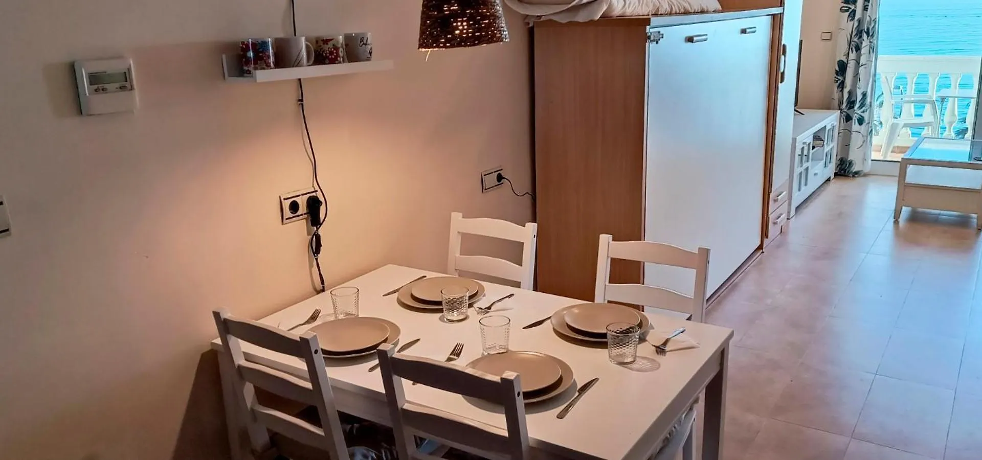 Estudio Delante Del Mar آدرا 0*,  إسبانيا